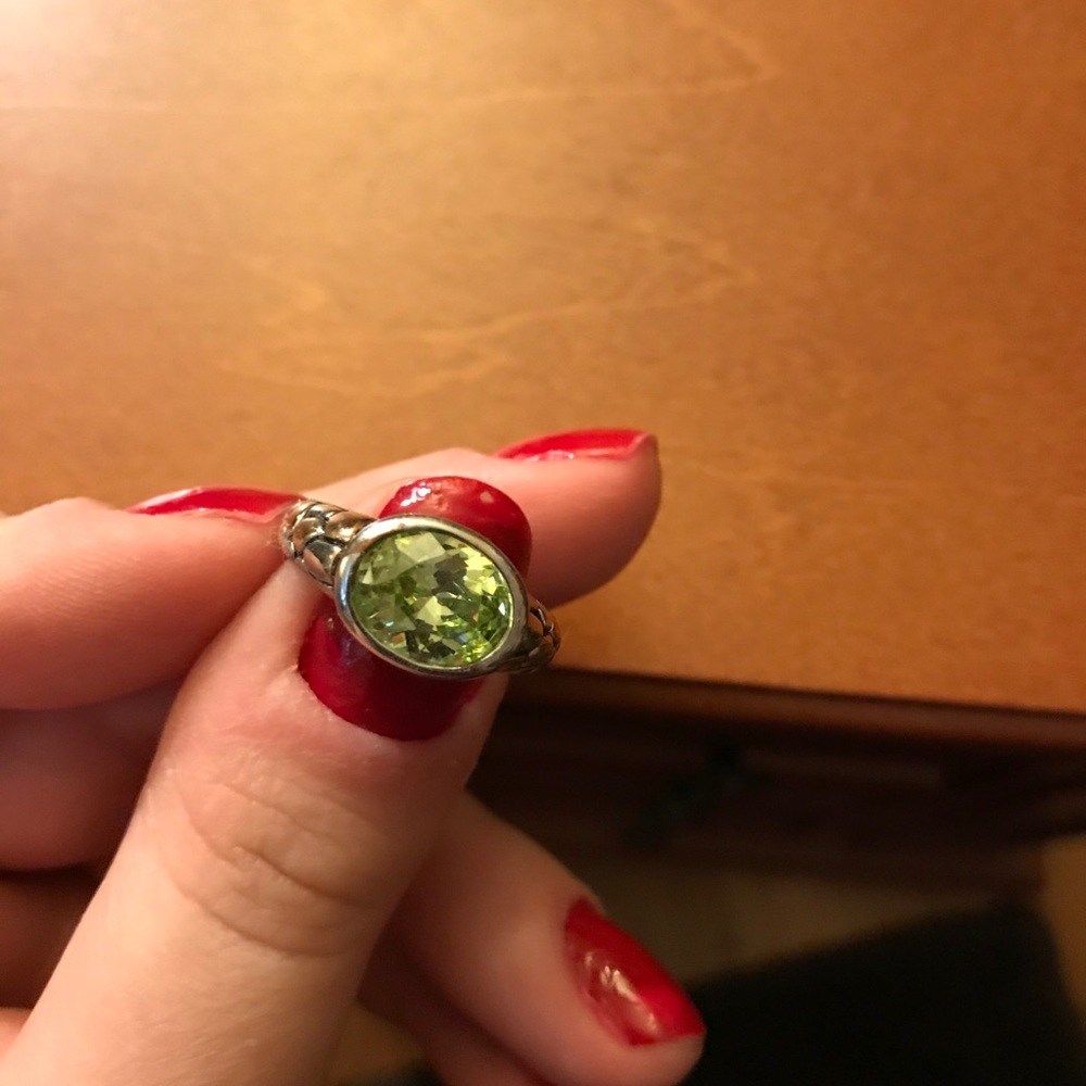 ST PATTYS DAY Green silver and gold ring